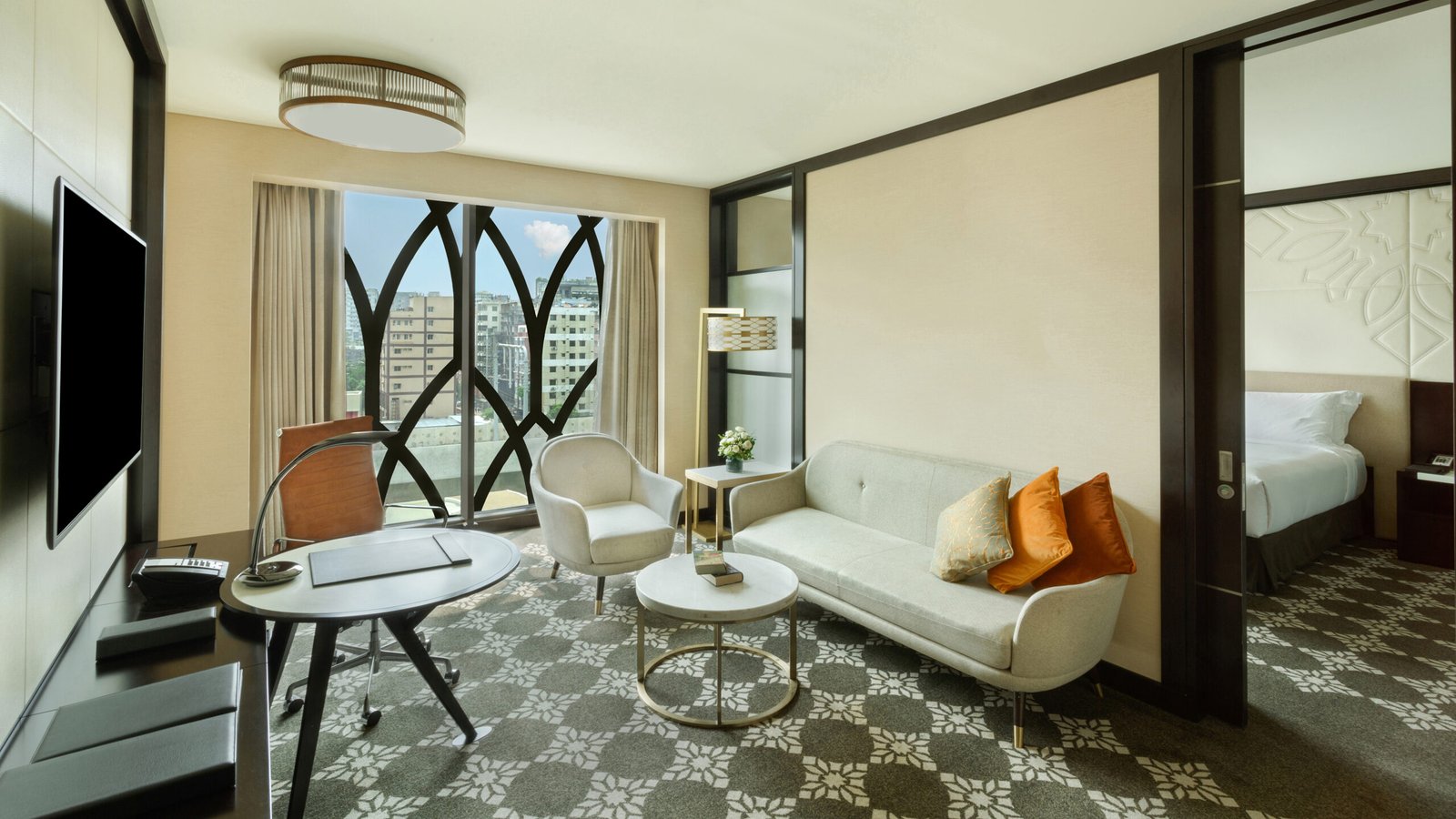 Deluxe Suite_2